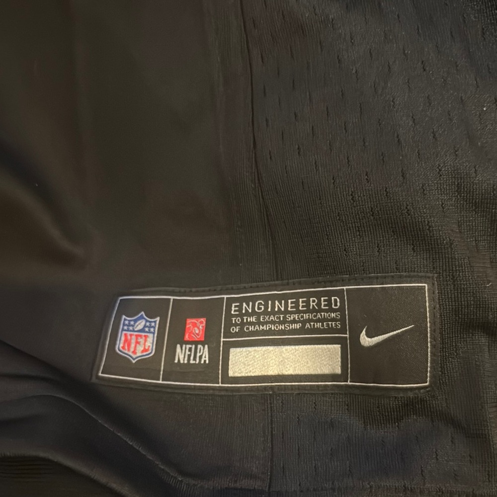 Women's Nike Maxx Crosby Las Vegas Raiders Jersey new no tags original packaging - Picture 7 of 7